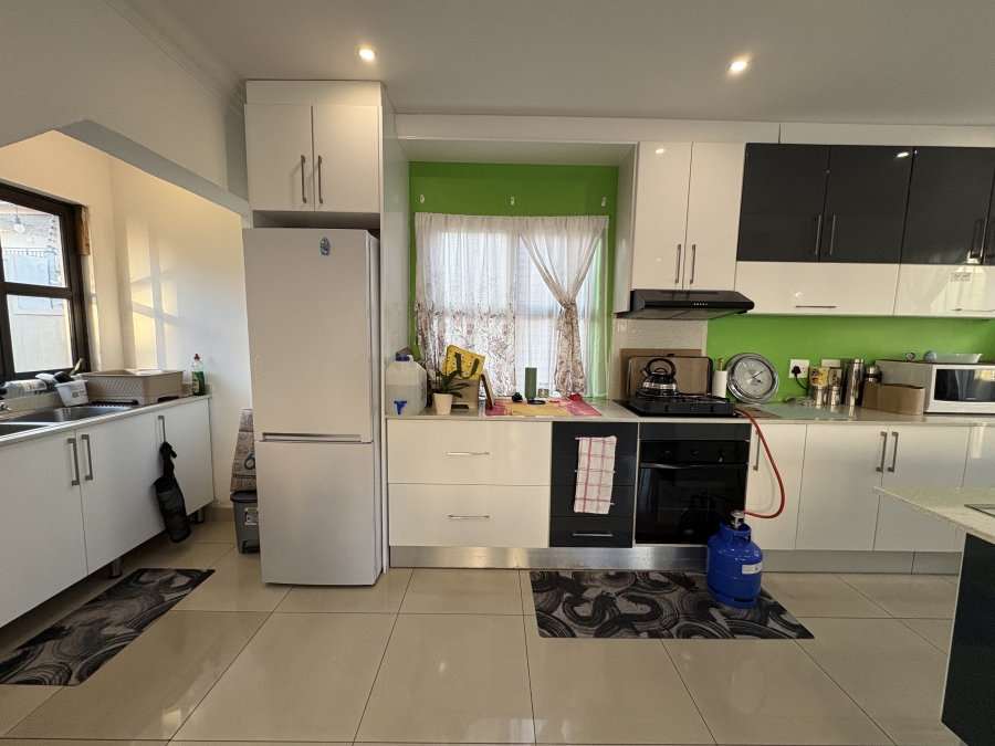To Let 1 Bedroom Property for Rent in Somerset Park KwaZulu-Natal
