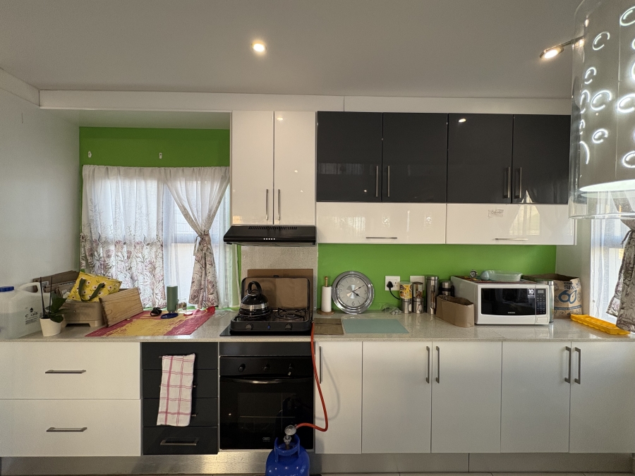 To Let 1 Bedroom Property for Rent in Somerset Park KwaZulu-Natal