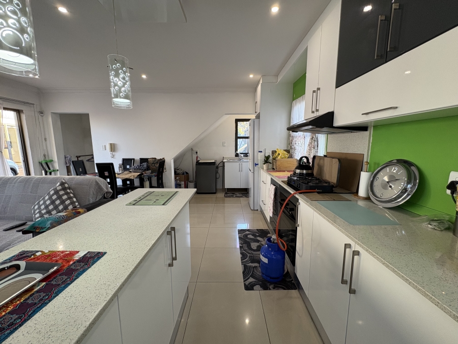 To Let 1 Bedroom Property for Rent in Somerset Park KwaZulu-Natal