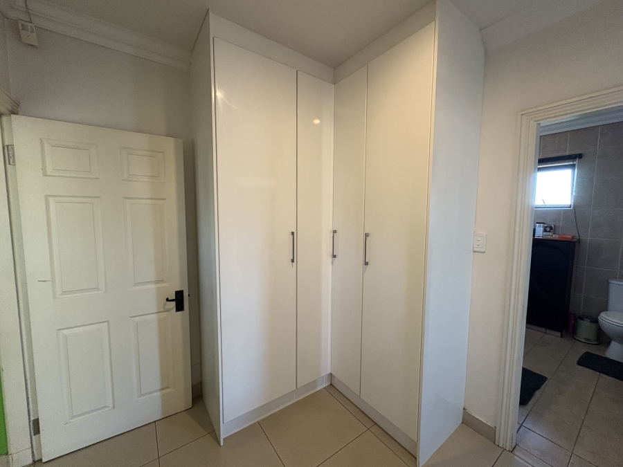 To Let 1 Bedroom Property for Rent in Somerset Park KwaZulu-Natal