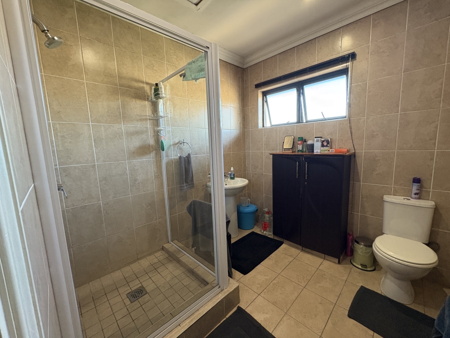 To Let 1 Bedroom Property for Rent in Somerset Park KwaZulu-Natal