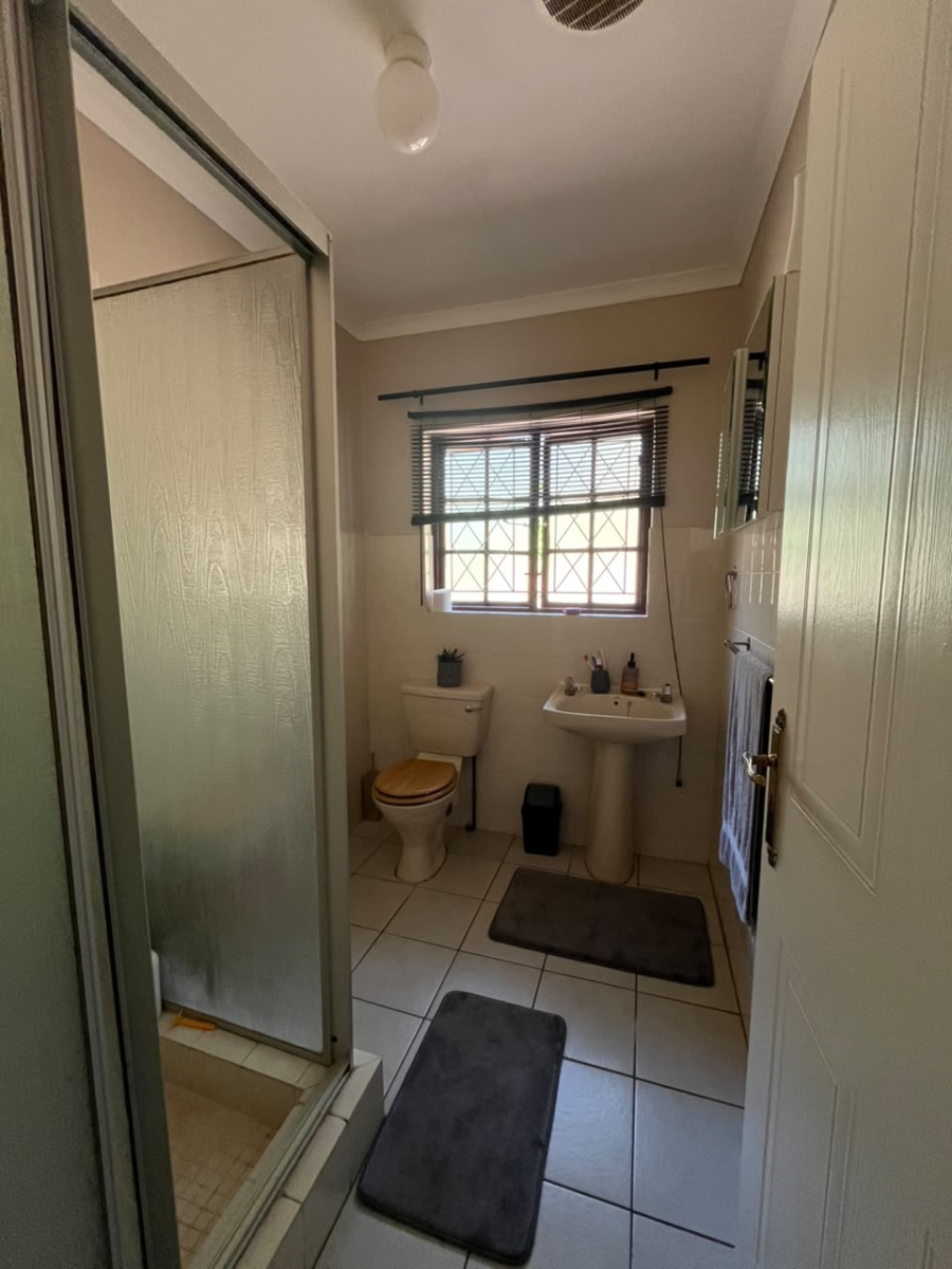 To Let 3 Bedroom Property for Rent in Waterfall KwaZulu-Natal