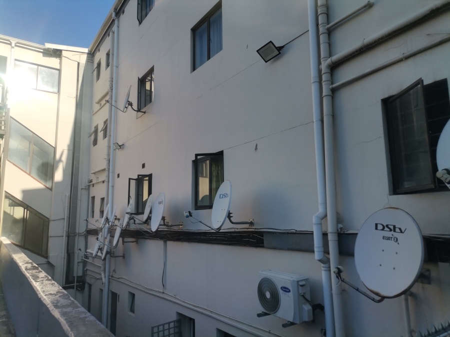 1 Bedroom Property for Sale in Glenwood KwaZulu-Natal