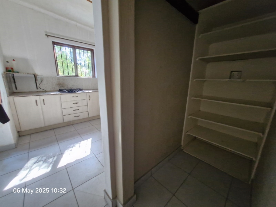 To Let 1 Bedroom Property for Rent in Escombe KwaZulu-Natal