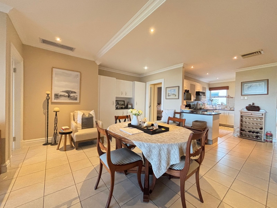 2 Bedroom Property for Sale in La Lucia KwaZulu-Natal