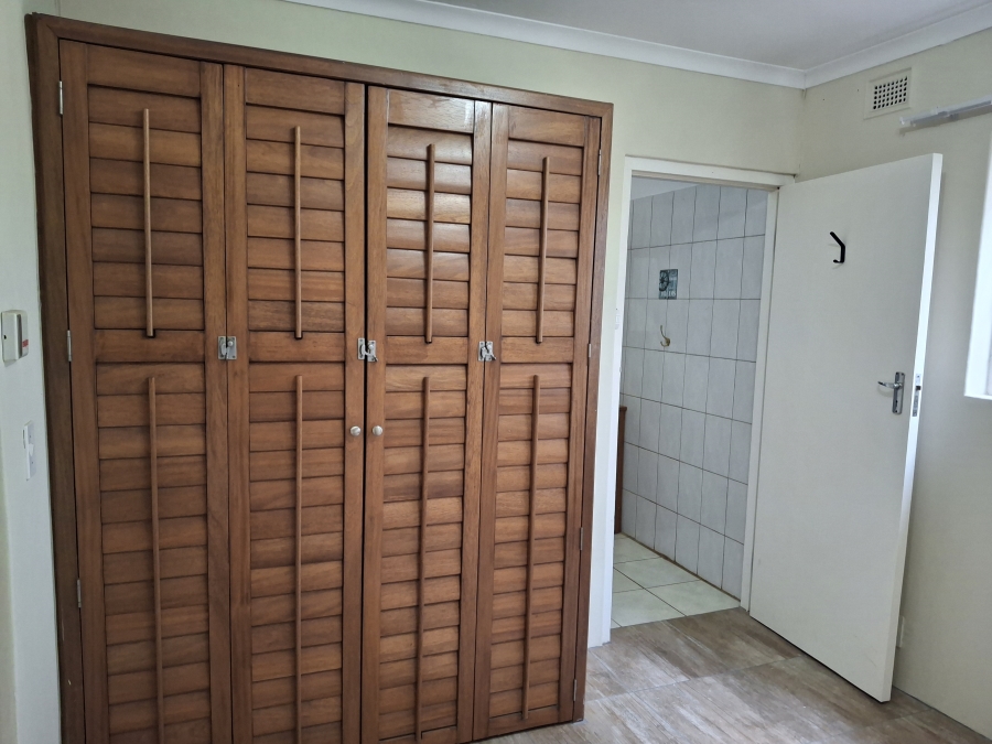 1 Bedroom Property for Sale in Greendale KwaZulu-Natal