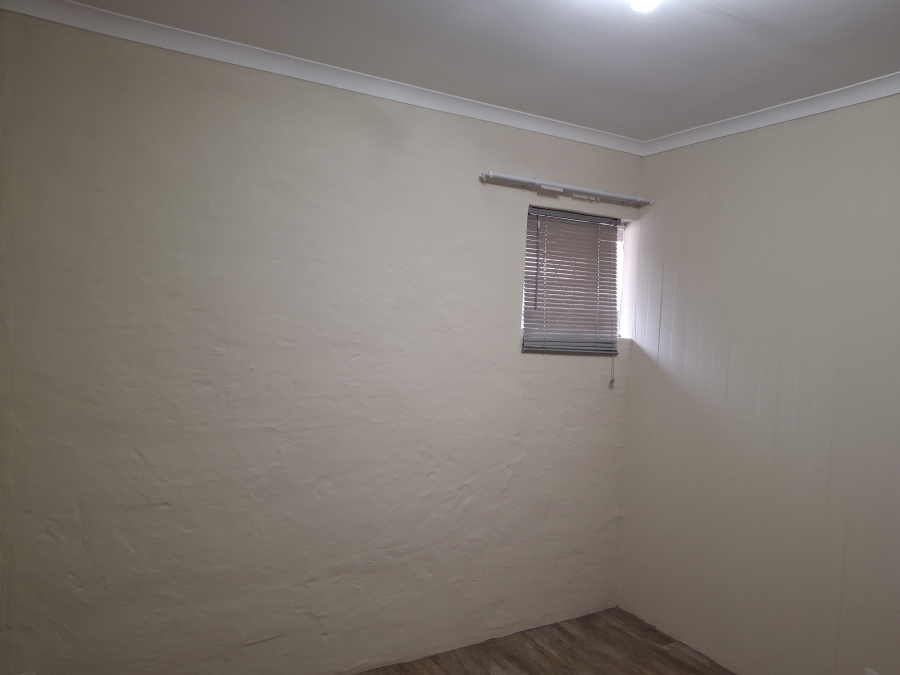 1 Bedroom Property for Sale in Greendale KwaZulu-Natal