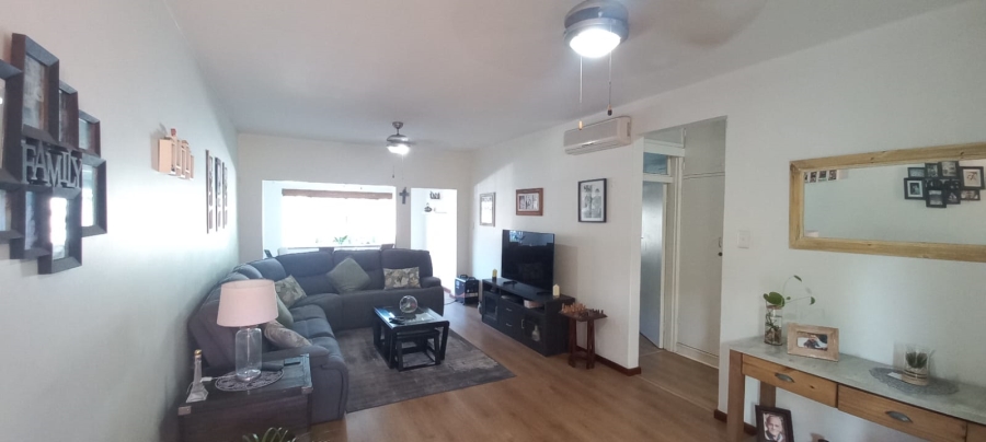 2 Bedroom Property for Sale in Glenwood KwaZulu-Natal