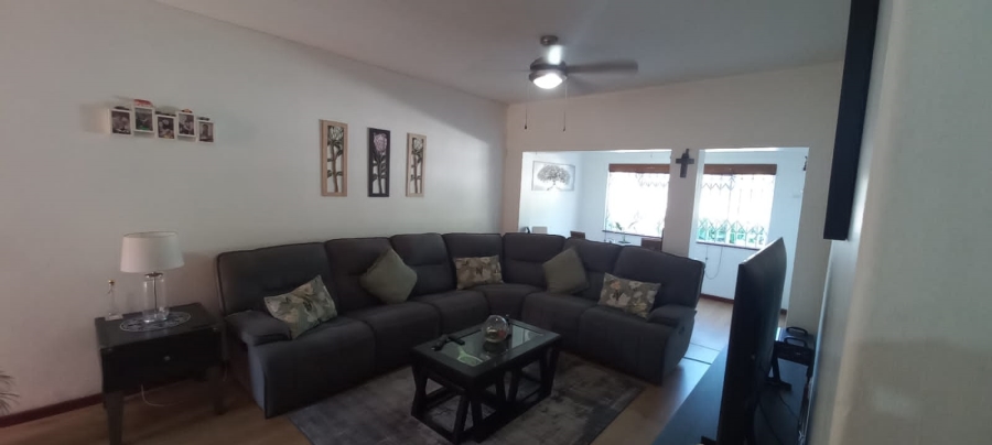 2 Bedroom Property for Sale in Glenwood KwaZulu-Natal