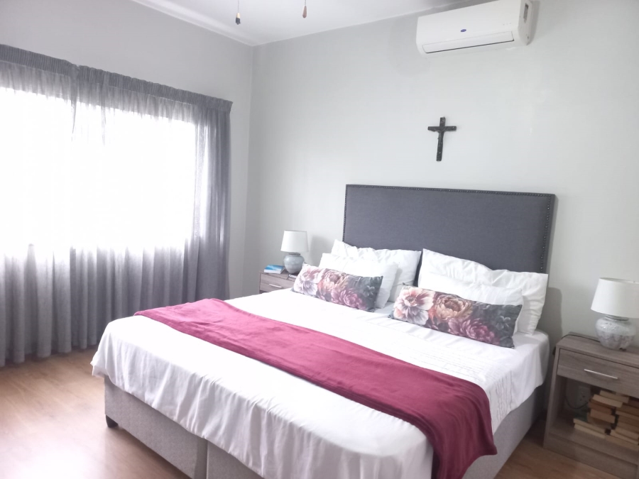 2 Bedroom Property for Sale in Glenwood KwaZulu-Natal