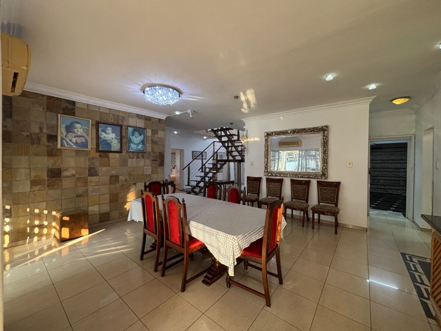 5 Bedroom Property for Sale in Somerset Park KwaZulu-Natal