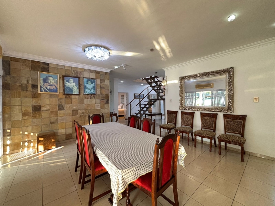 5 Bedroom Property for Sale in Somerset Park KwaZulu-Natal