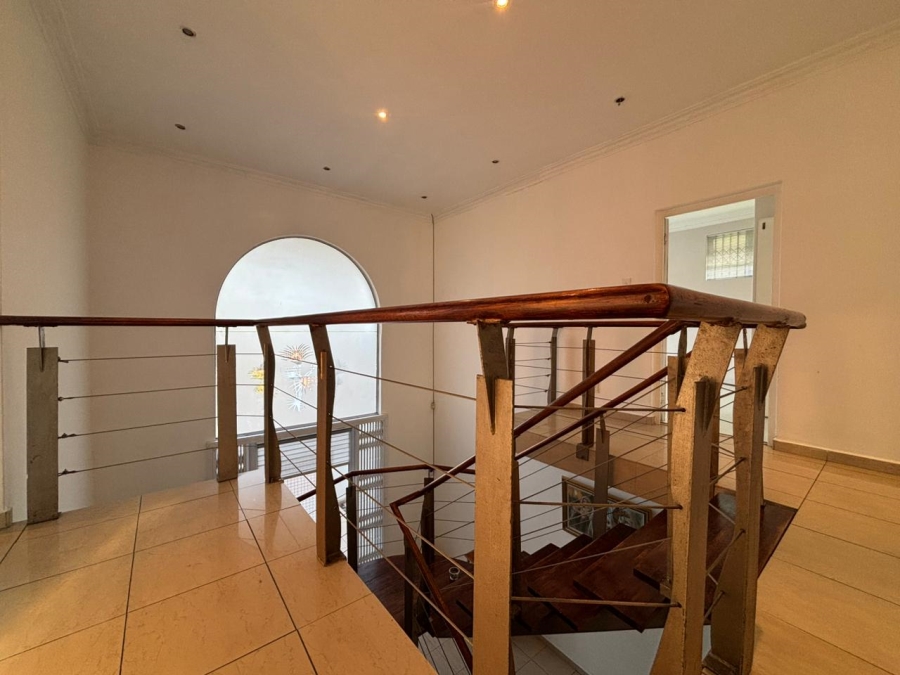 5 Bedroom Property for Sale in Somerset Park KwaZulu-Natal