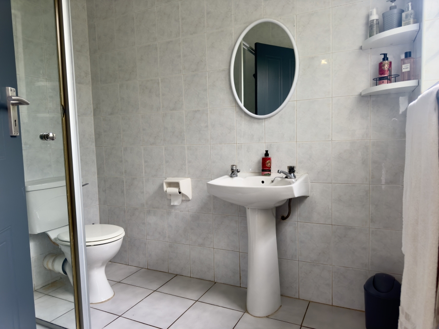 To Let 3 Bedroom Property for Rent in Deepdene KwaZulu-Natal