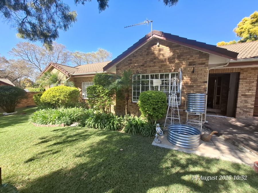 3 Bedroom Property for Sale in Aviary Hill KwaZulu-Natal