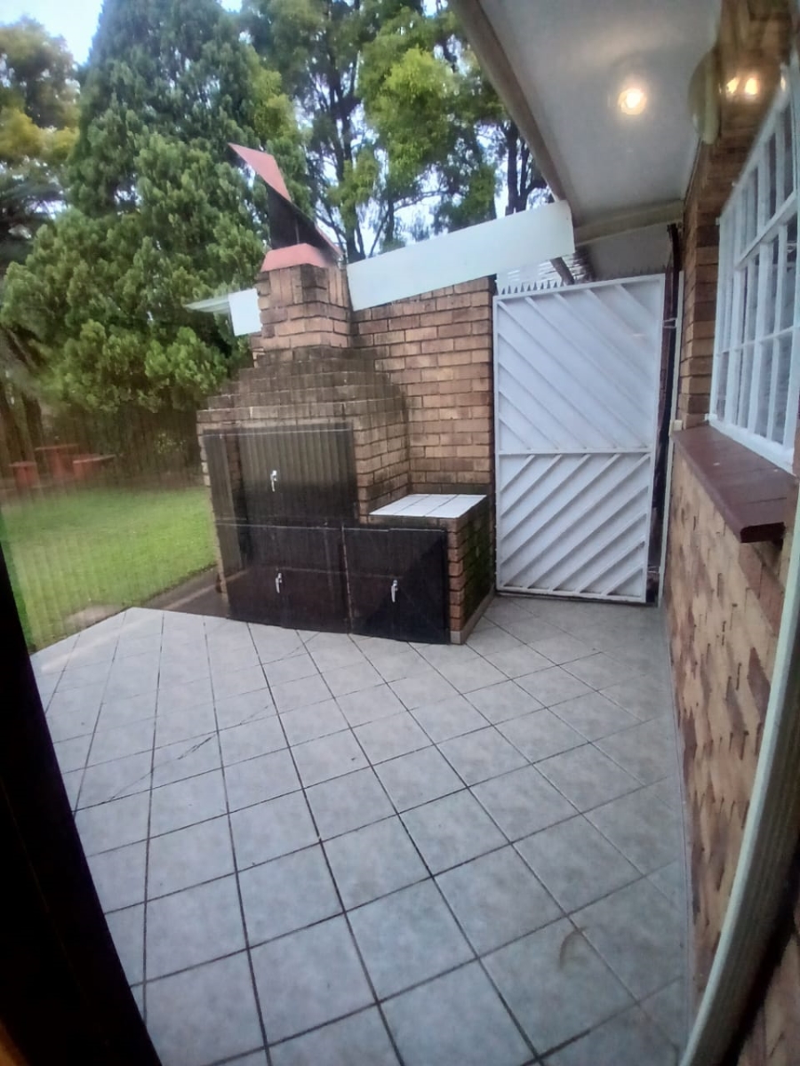 3 Bedroom Property for Sale in Aviary Hill KwaZulu-Natal