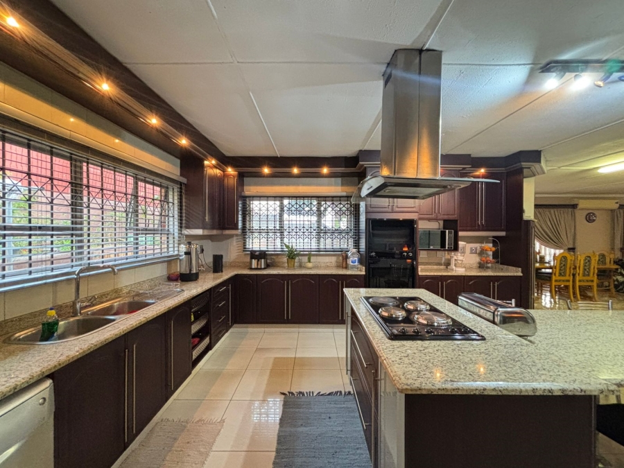 4 Bedroom Property for Sale in Sea Cow Lake KwaZulu-Natal