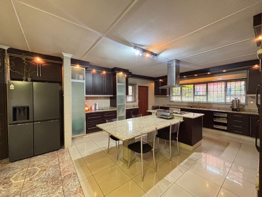 4 Bedroom Property for Sale in Sea Cow Lake KwaZulu-Natal