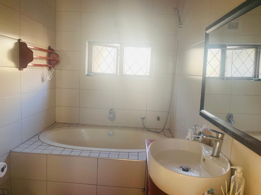 3 Bedroom Property for Sale in Carrington Heights KwaZulu-Natal