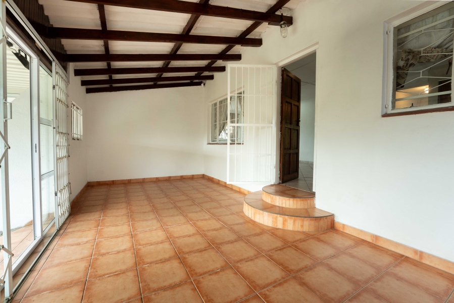 2 Bedroom Property for Sale in Elysium KwaZulu-Natal