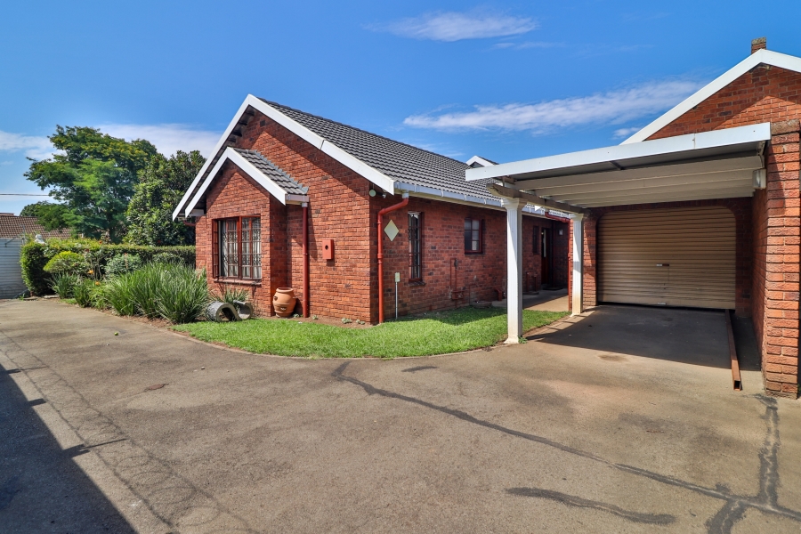 To Let 3 Bedroom Property for Rent in Scottsville KwaZulu-Natal