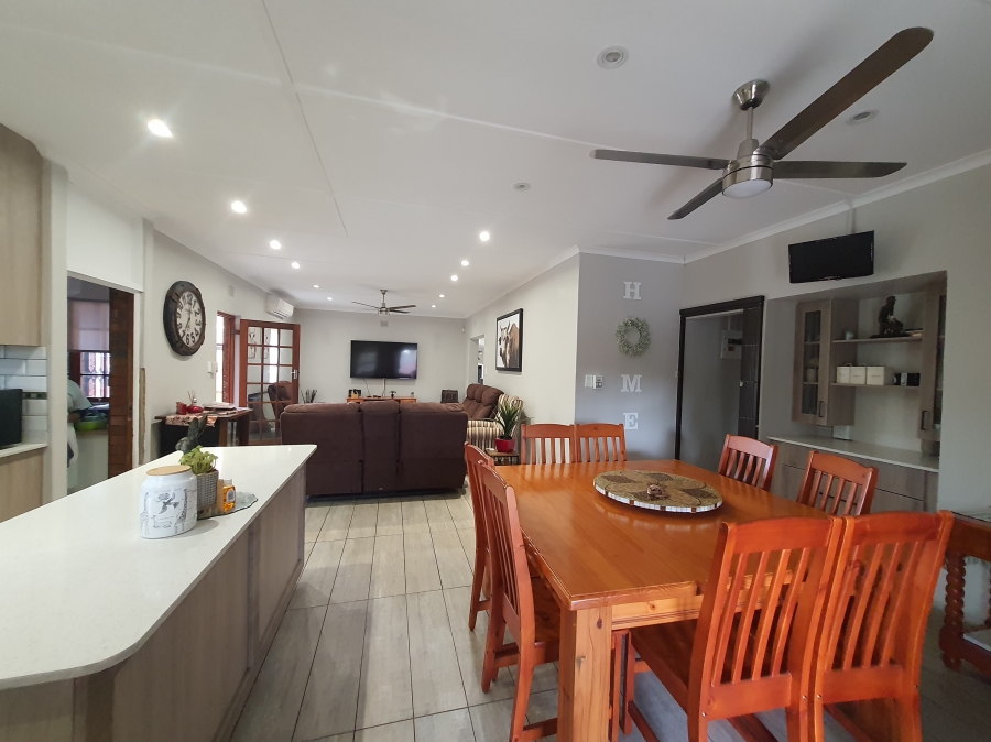 3 Bedroom Property for Sale in Meer En See KwaZulu-Natal