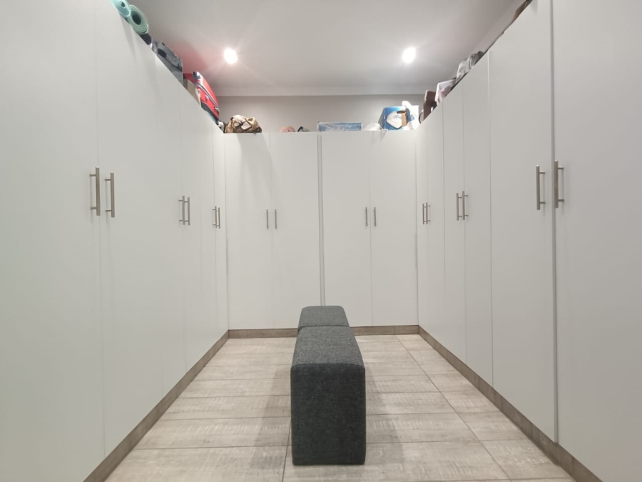 3 Bedroom Property for Sale in Meer En See KwaZulu-Natal