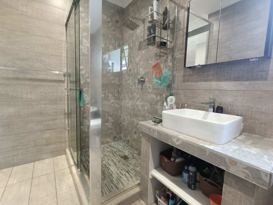 3 Bedroom Property for Sale in Meer En See KwaZulu-Natal