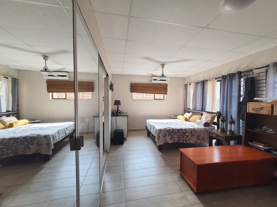 3 Bedroom Property for Sale in Meer En See KwaZulu-Natal