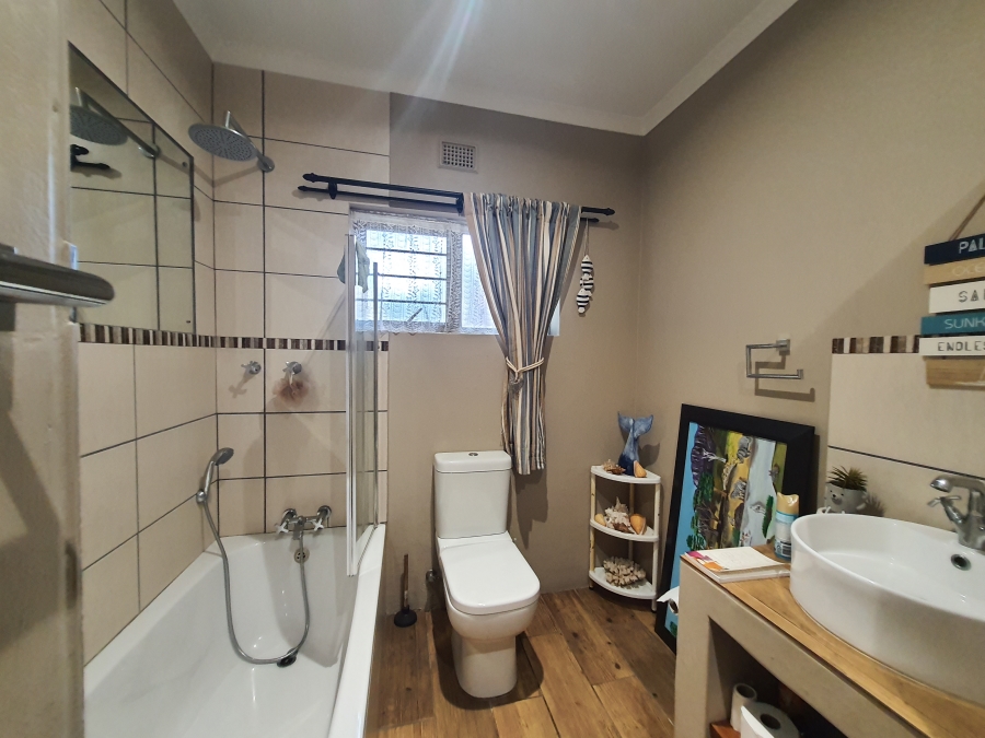 3 Bedroom Property for Sale in Meer En See KwaZulu-Natal