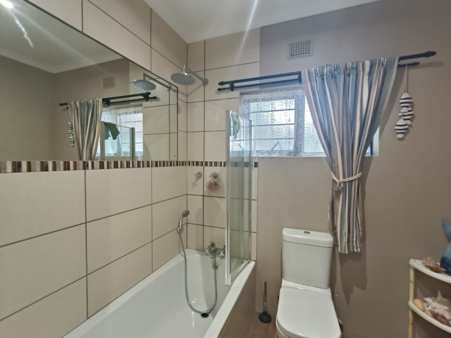 3 Bedroom Property for Sale in Meer En See KwaZulu-Natal