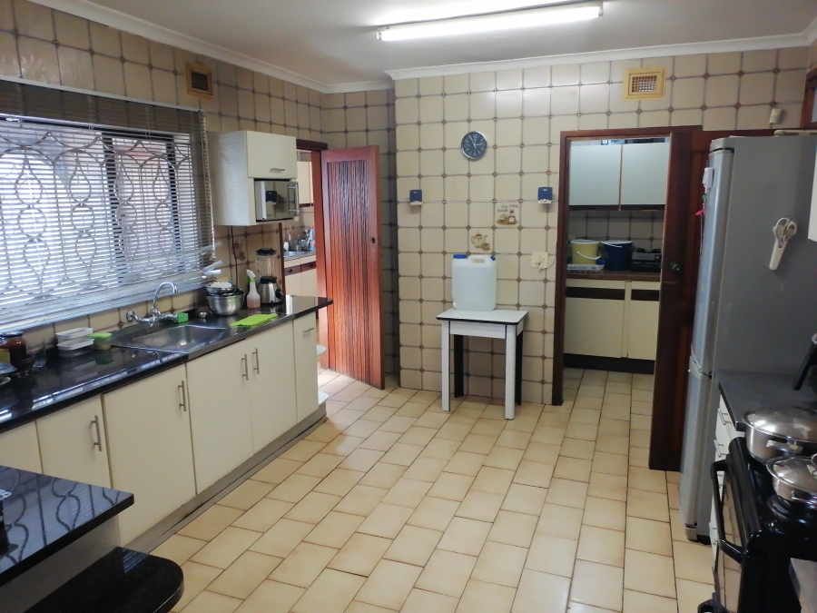 6 Bedroom Property for Sale in Westville Central KwaZulu-Natal
