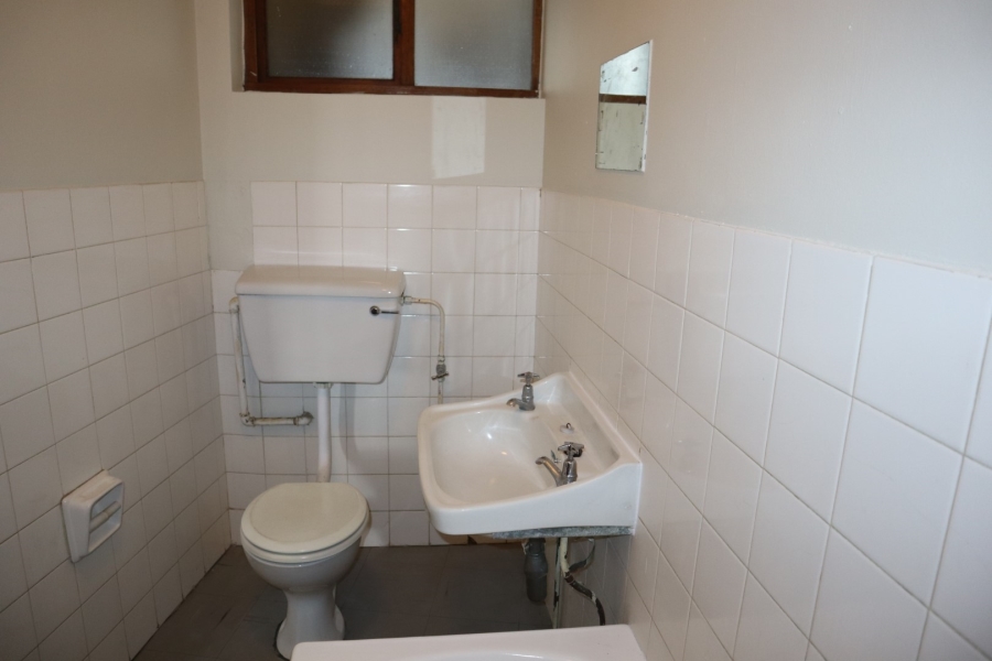 To Let 1 Bedroom Property for Rent in Pinetown KwaZulu-Natal