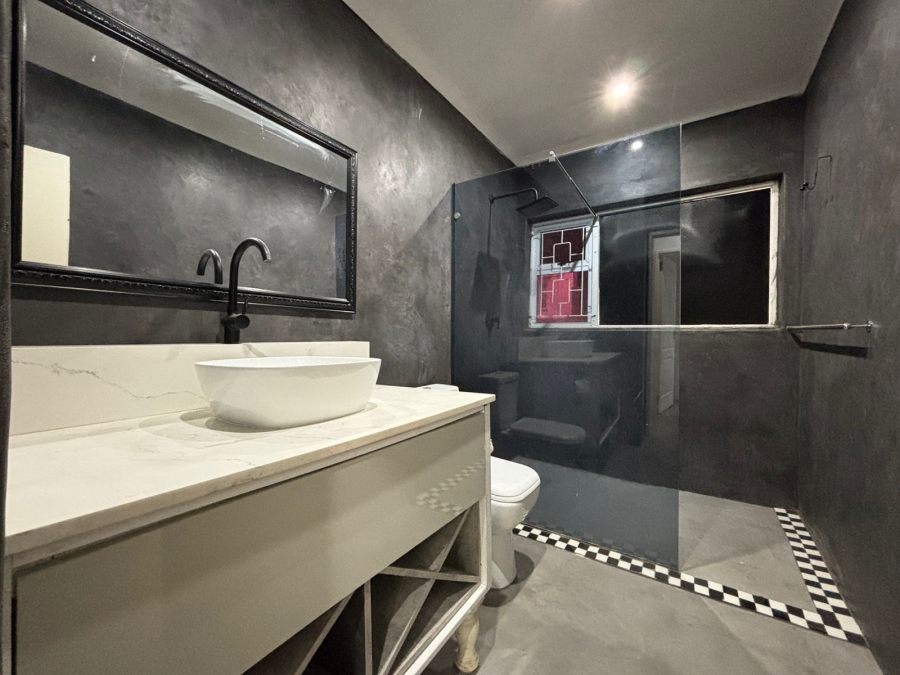 2 Bedroom Property for Sale in Sherwood KwaZulu-Natal