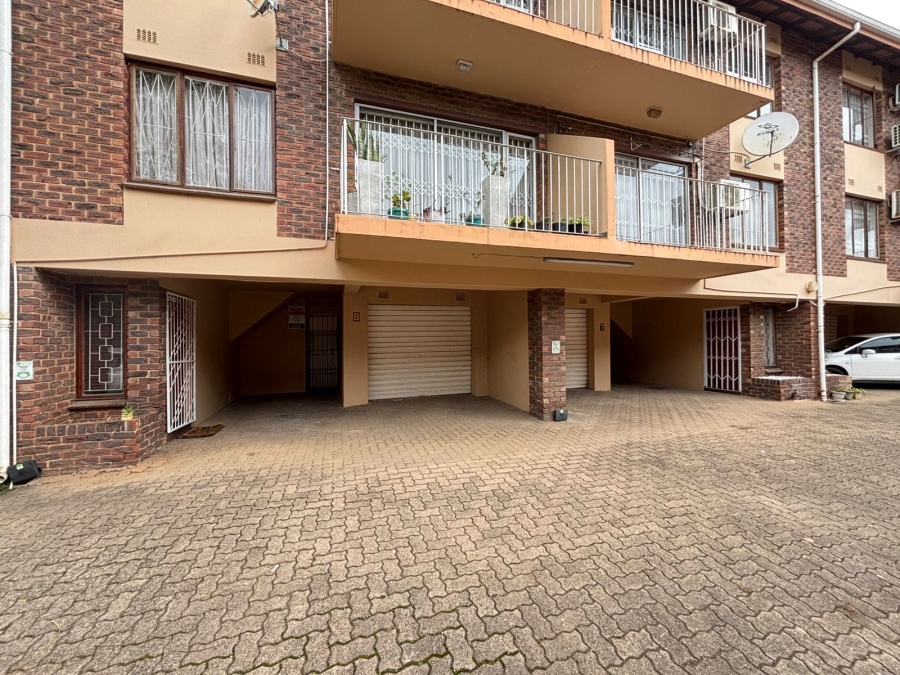 4 Bedroom Property for Sale in Reservoir Hills KwaZulu-Natal