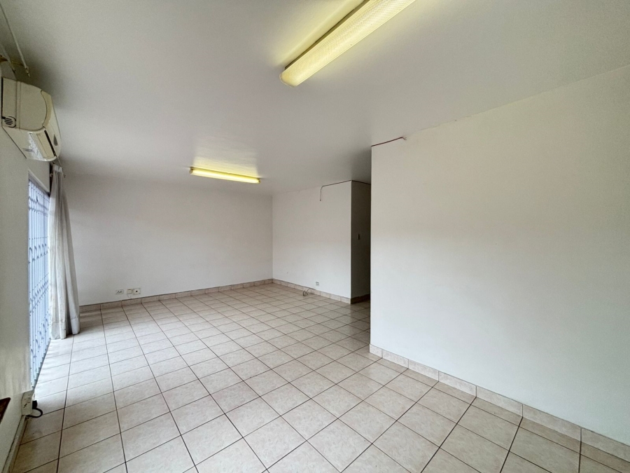 4 Bedroom Property for Sale in Reservoir Hills KwaZulu-Natal