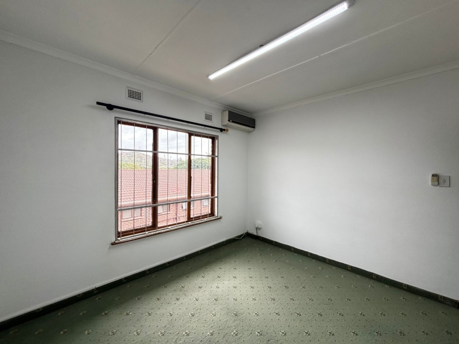 4 Bedroom Property for Sale in Reservoir Hills KwaZulu-Natal