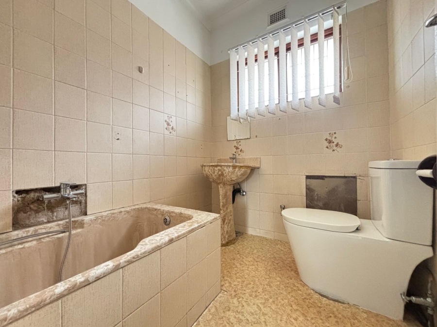 4 Bedroom Property for Sale in Reservoir Hills KwaZulu-Natal