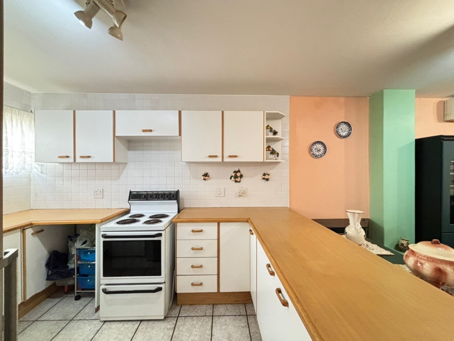 3 Bedroom Property for Sale in Essenwood KwaZulu-Natal