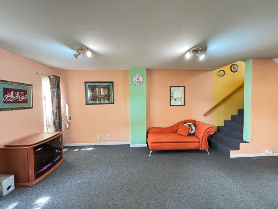 3 Bedroom Property for Sale in Essenwood KwaZulu-Natal