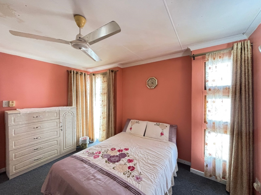 3 Bedroom Property for Sale in Essenwood KwaZulu-Natal