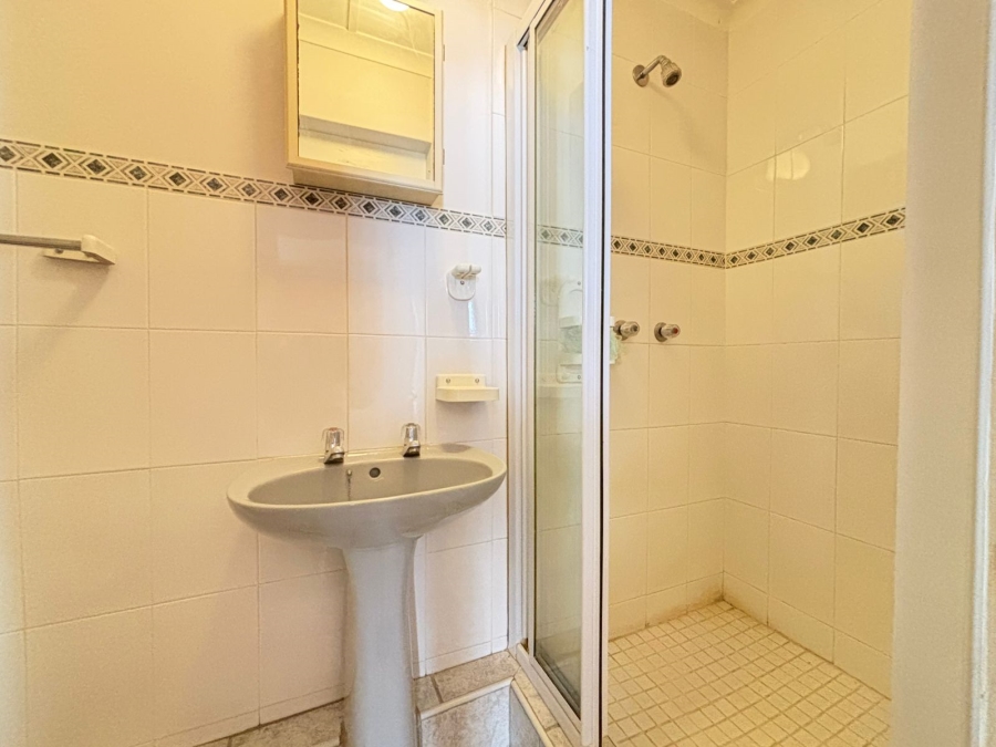 3 Bedroom Property for Sale in Essenwood KwaZulu-Natal