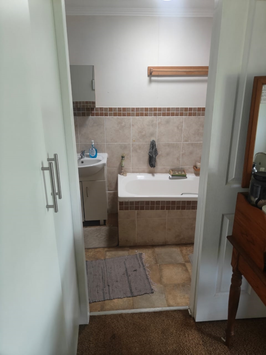 2 Bedroom Property for Sale in Inchanga KwaZulu-Natal