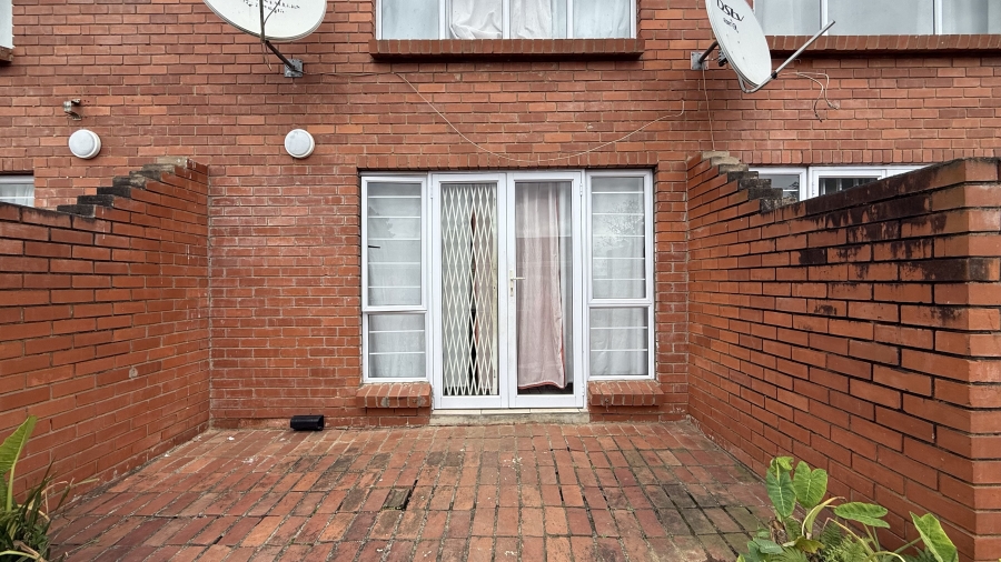 2 Bedroom Property for Sale in Prestbury KwaZulu-Natal