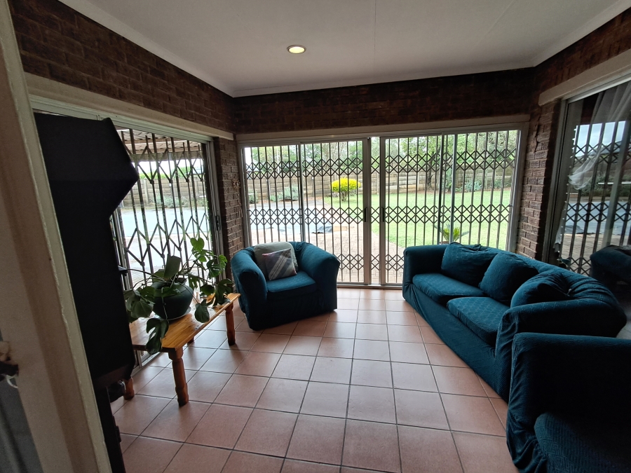 5 Bedroom Property for Sale in Aviary Hill KwaZulu-Natal