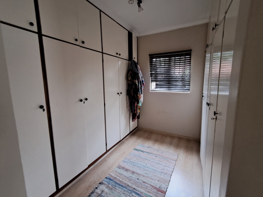 5 Bedroom Property for Sale in Aviary Hill KwaZulu-Natal