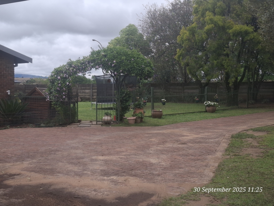 5 Bedroom Property for Sale in Aviary Hill KwaZulu-Natal