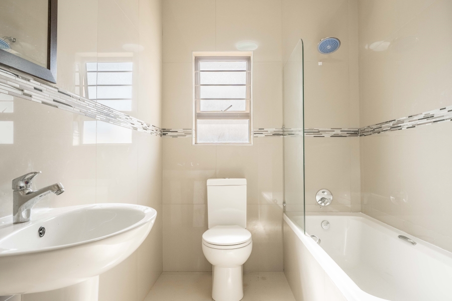 2 Bedroom Property for Sale in Amanzimtoti KwaZulu-Natal