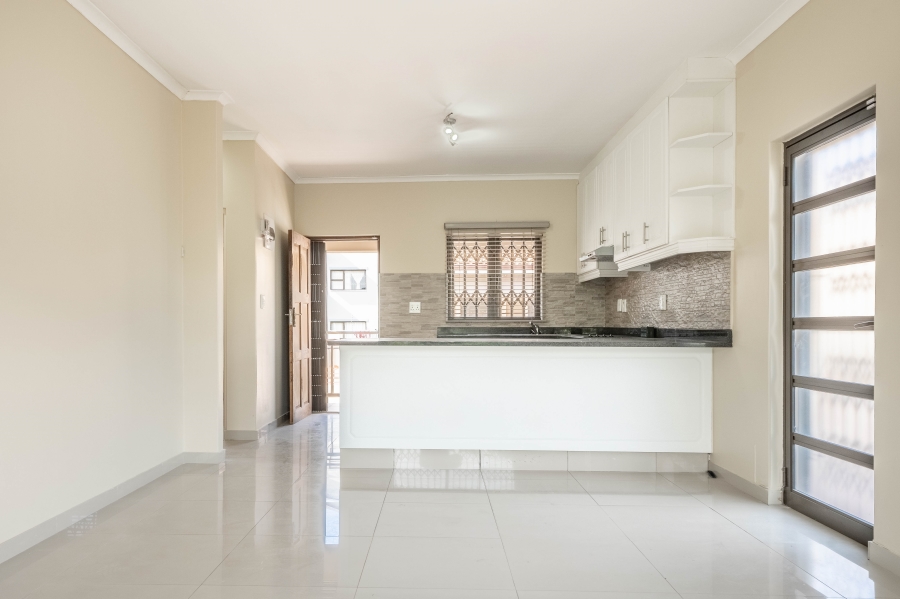 2 Bedroom Property for Sale in Amanzimtoti KwaZulu-Natal