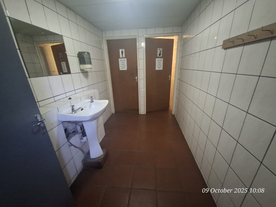 To Let Commercial Property for Rent in Newcastle KwaZulu-Natal